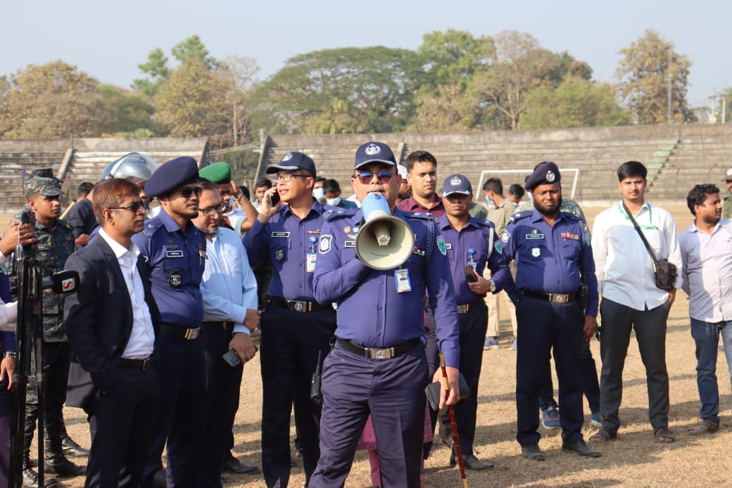 আসন্ন ত্রয়োদশ জাতীয় সংসদ নির্বাচনে, মৌলভীবাজারে নিরাপত্তা নিয়ে যৌথ বাহিনীর মহড়া