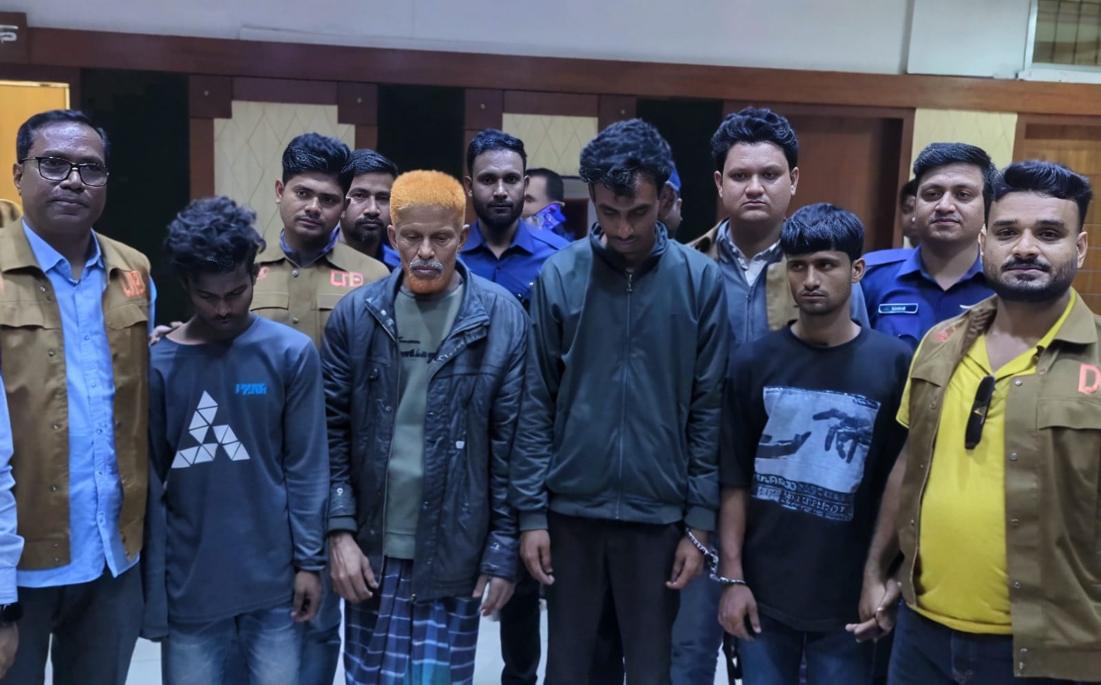 মুন্সীগঞ্জে জুয়ার টাকা পরিশোধে অটোচালক হত্যা, অটোরিকশা বিক্রি ২০ হাজার টাকায়