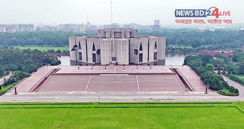 শপথের দিনেই নতুন অধ্যায়: প্রত্যাশা-চ্যালেঞ্জের ভার নিয়ে শুরু হচ্ছে সরকারের পথচলা।