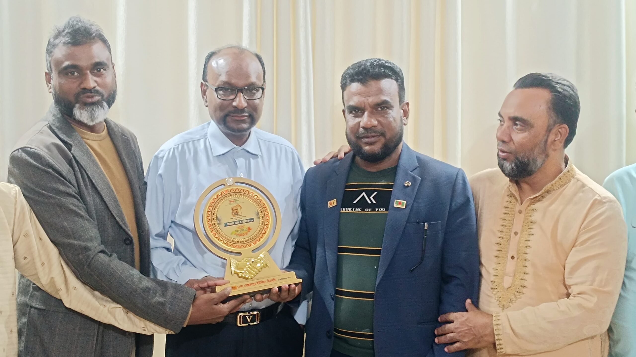 সাউথ লন্ডন বিএনপির নেতা এম.এ. মুকিতকে বিদায়ী সংবর্ধনা