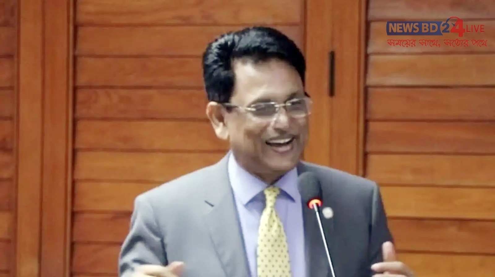 বাতিল নয়, বাছাই করে সংশোধন: শিক্ষা খাতে ‘রিভিউ নীতি’তে হাঁটছে নতুন সরকার।