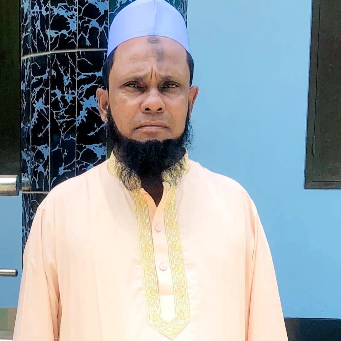 বলরামপুরী (রহ.)-এর আদর্শে অনুপ্রাণিত হয়ে পরিবর্তনের লড়াইয়ে আবু হানিফা