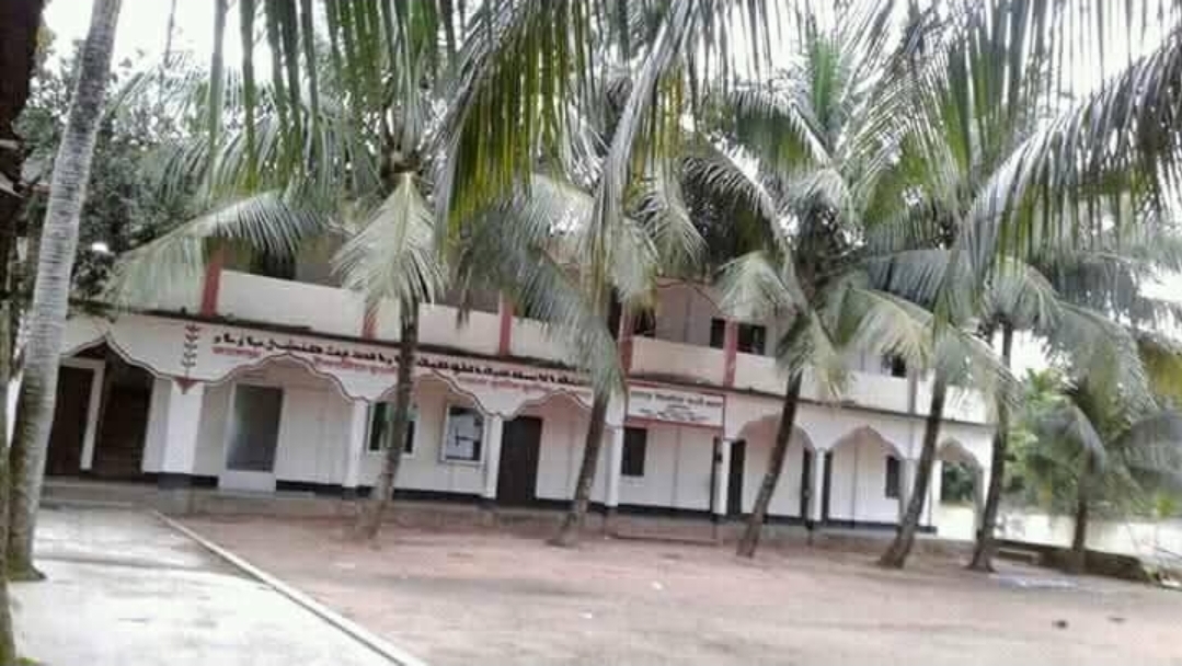 মুন্সিবাজার মাদরাসা: ঐতিহ্য, সংগ্রাম ও এক জীবন্ত ইতিহাসের মহাকাব্য।<br>